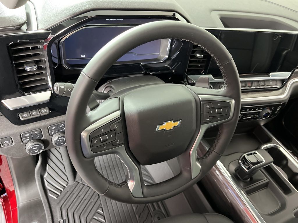 2025 Chevrolet Silverado 1500 LTZ 28
