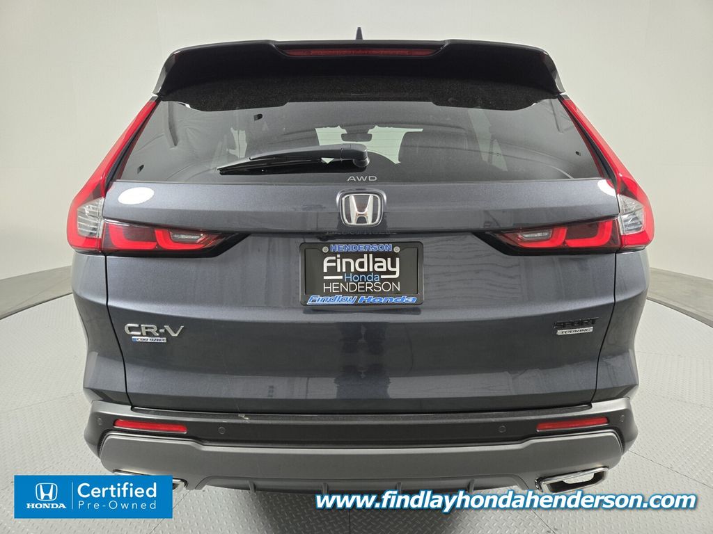 View vehicle photo 5