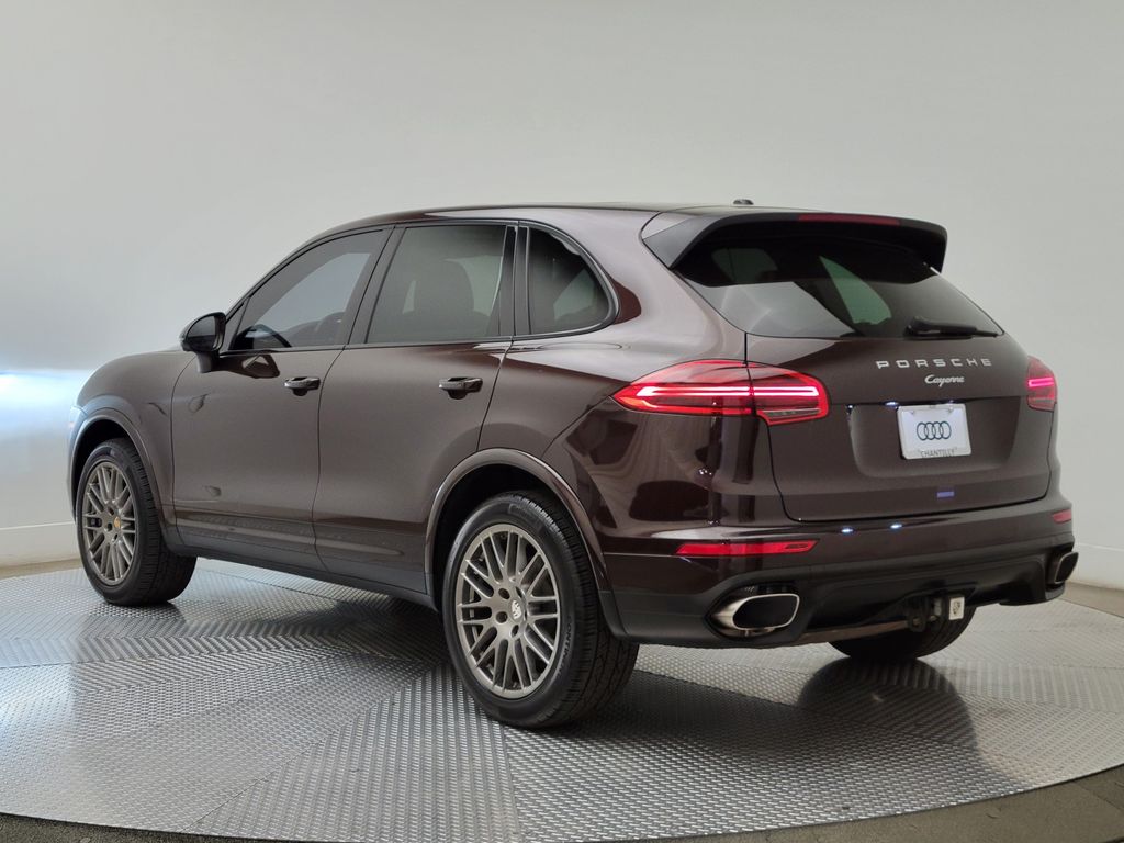 Thumbnail: 2017 Porsche Cayenne - 4