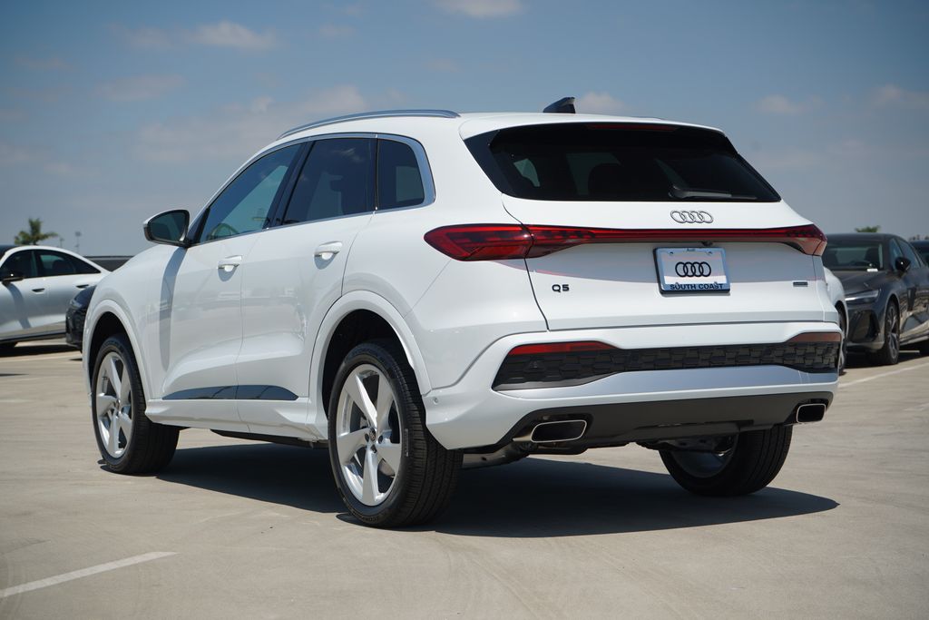 Thumbnail: 2026 Audi Q5 - 3