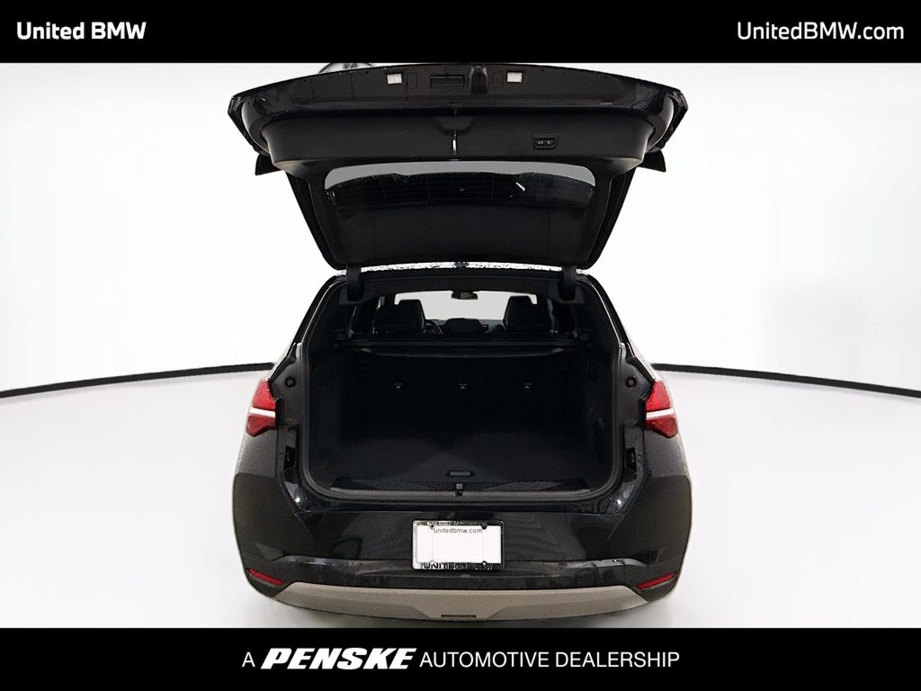 Thumbnail: 2025 BMW X3 - 14