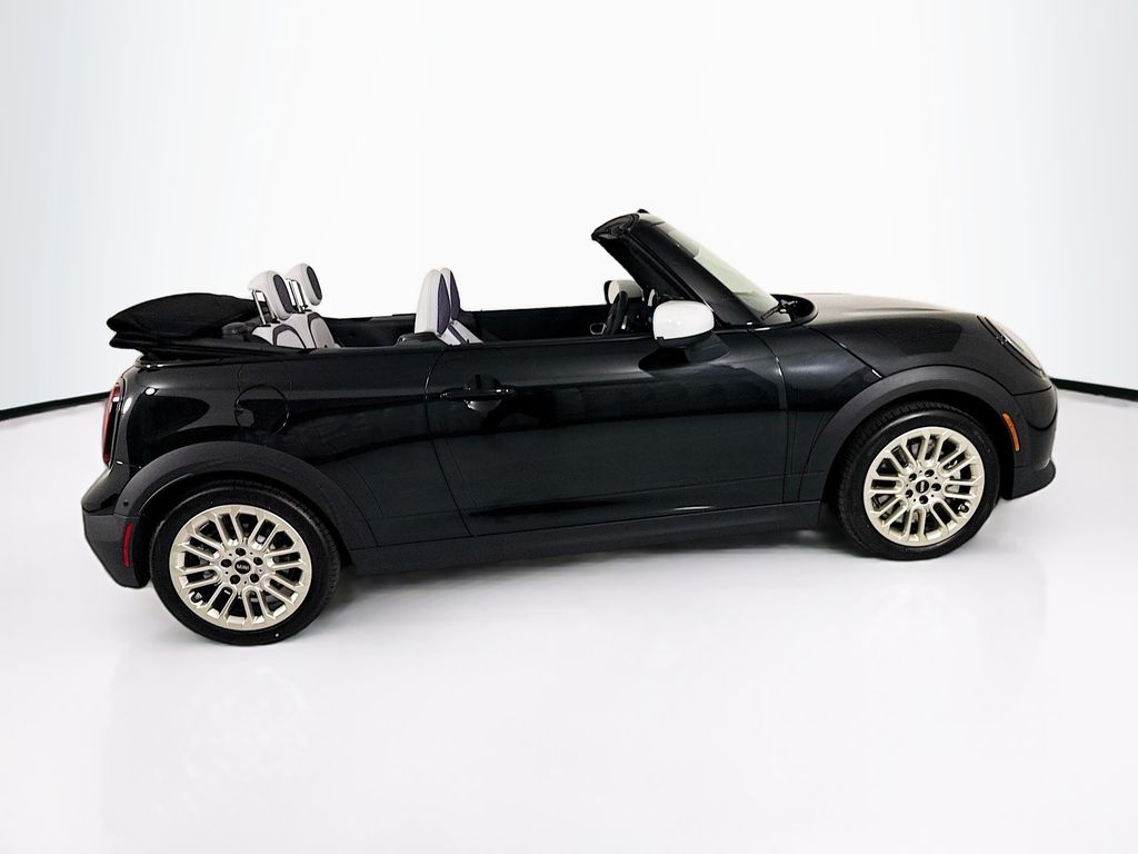 Thumbnail: 2026 MINI Cooper - 4