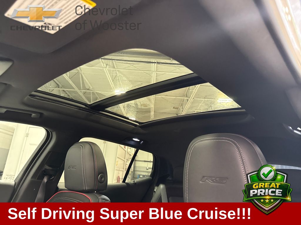 2025 Chevrolet Equinox EV RS - Photo 3