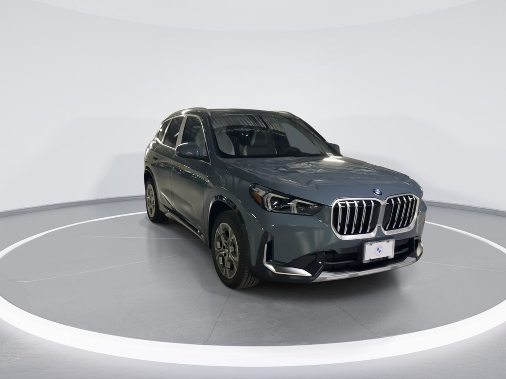 Thumbnail: 2026 BMW X1 - 2