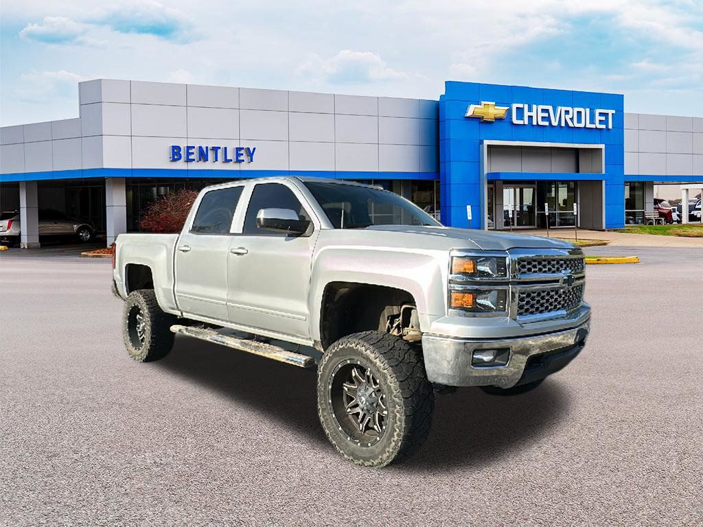 Silver Ice Metallic 2015 Chevrolet Silverado 1500 LT Crew Cab 4WD Pickup Truck Four-Wheel Drive 6-Speed Automatic Overdrive