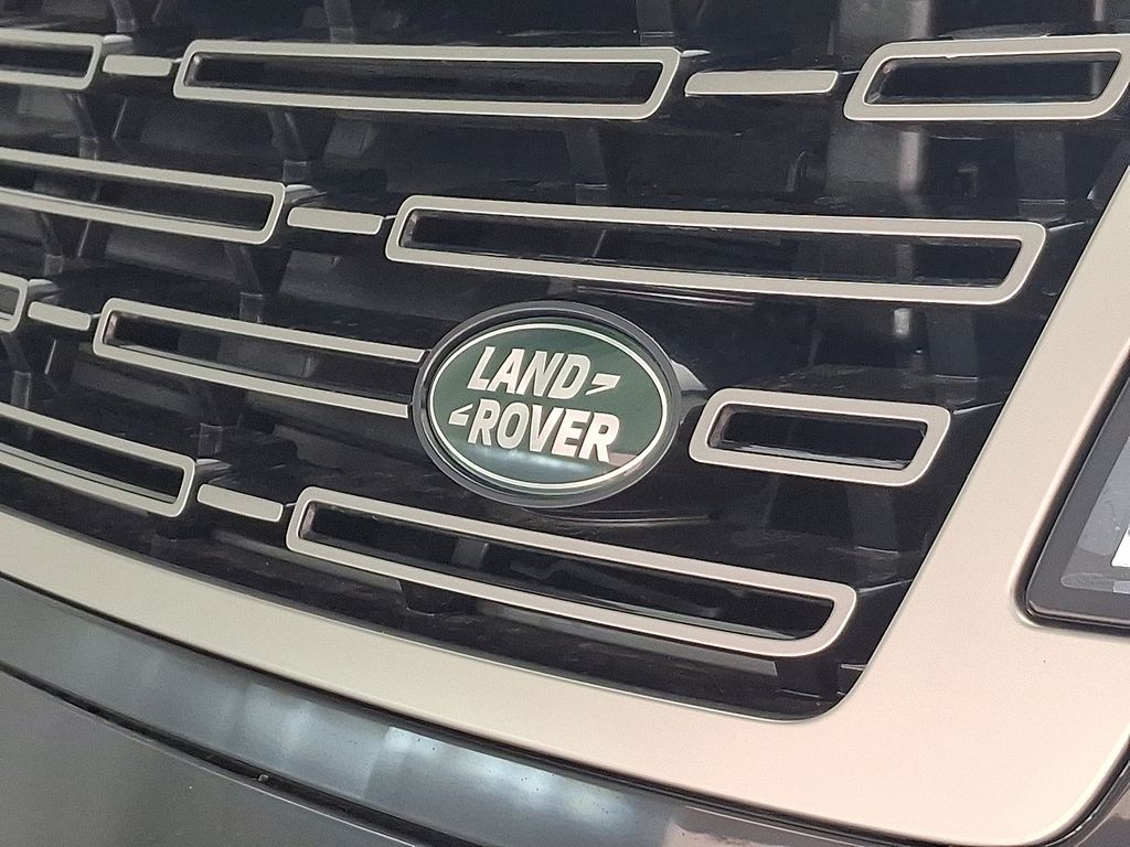 Thumbnail: 2026 Land Rover Range Rover - 22