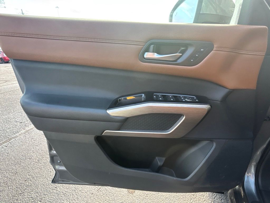 Used 2023 Nissan Pathfinder SUV