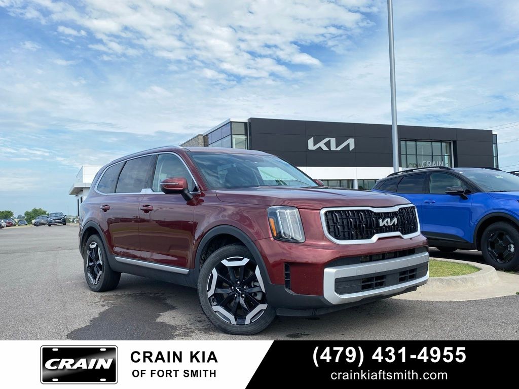 Red 2023 Kia Telluride EX FWD SUV / Crossover Front-Wheel Drive 8-Speed Automatic