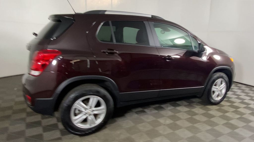 2022 Chevrolet Trax LT photo
