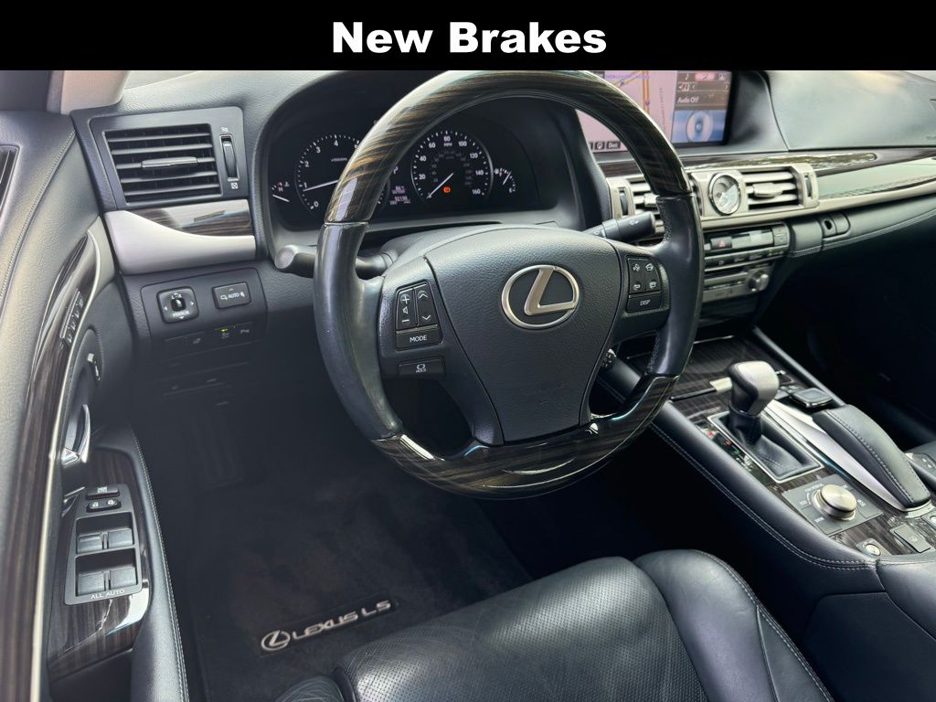 2015 Lexus LS 460 3