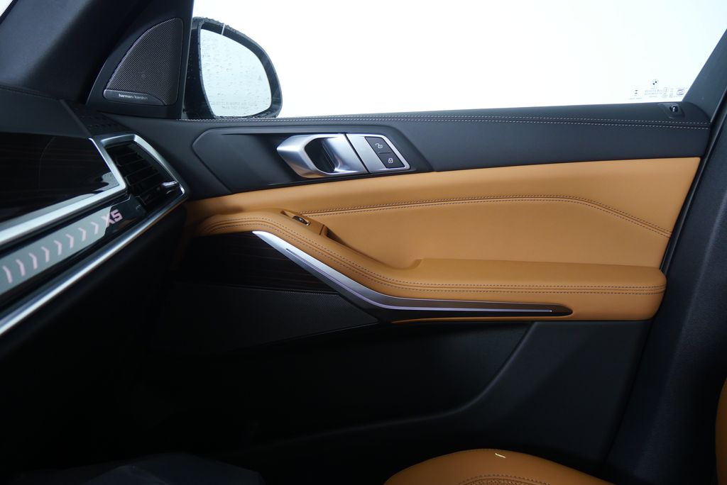 Thumbnail: 2026 BMW X5 - 22