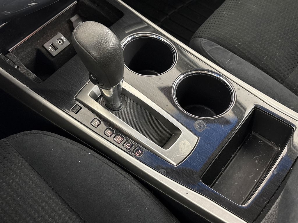 Used 2014 Silver Nissan 2.5 SV image 29