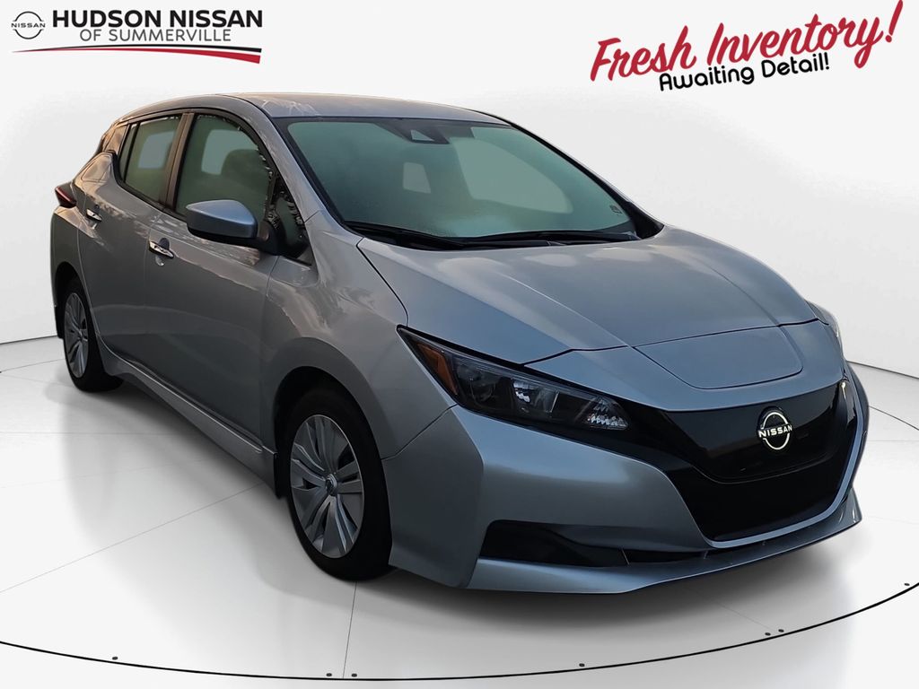 Brilliant Silver Metallic 2025 Nissan LEAF Hatchback Front-Wheel Drive Automatic