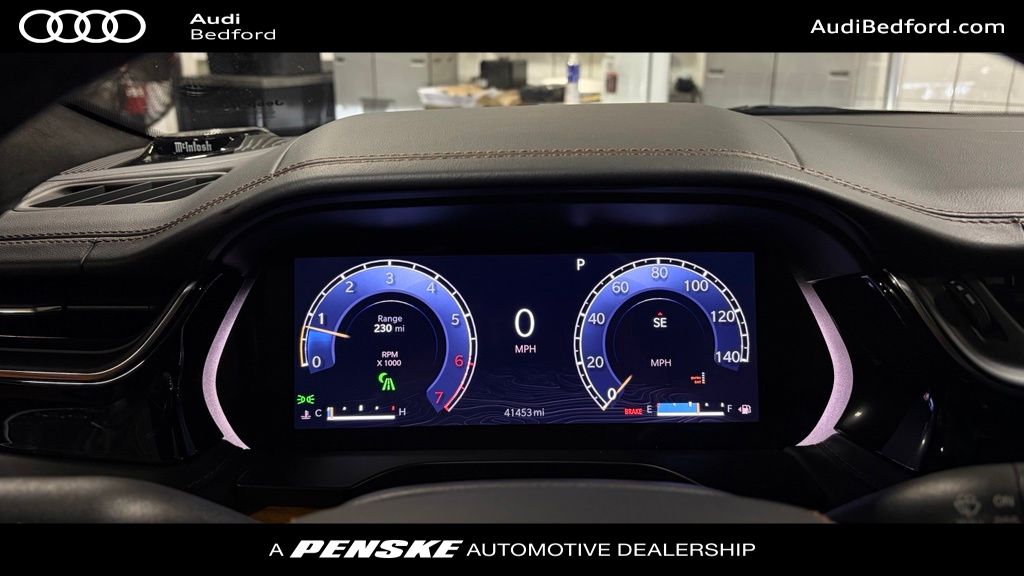 Thumbnail: 2022 Jeep Grand Cherokee - 14