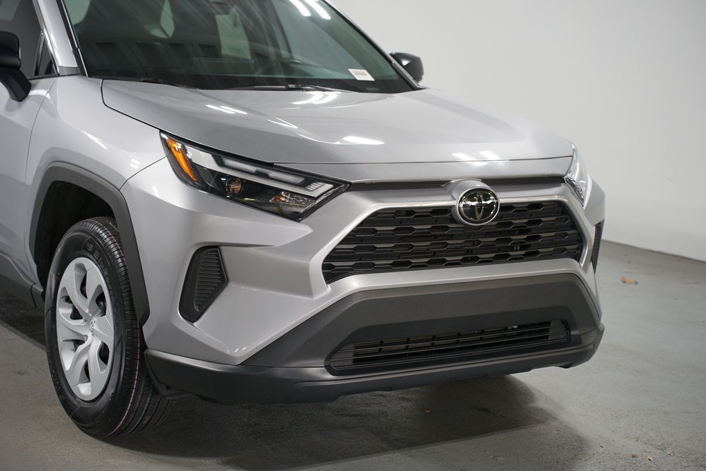 Thumbnail: 2024 Toyota RAV4 - 4