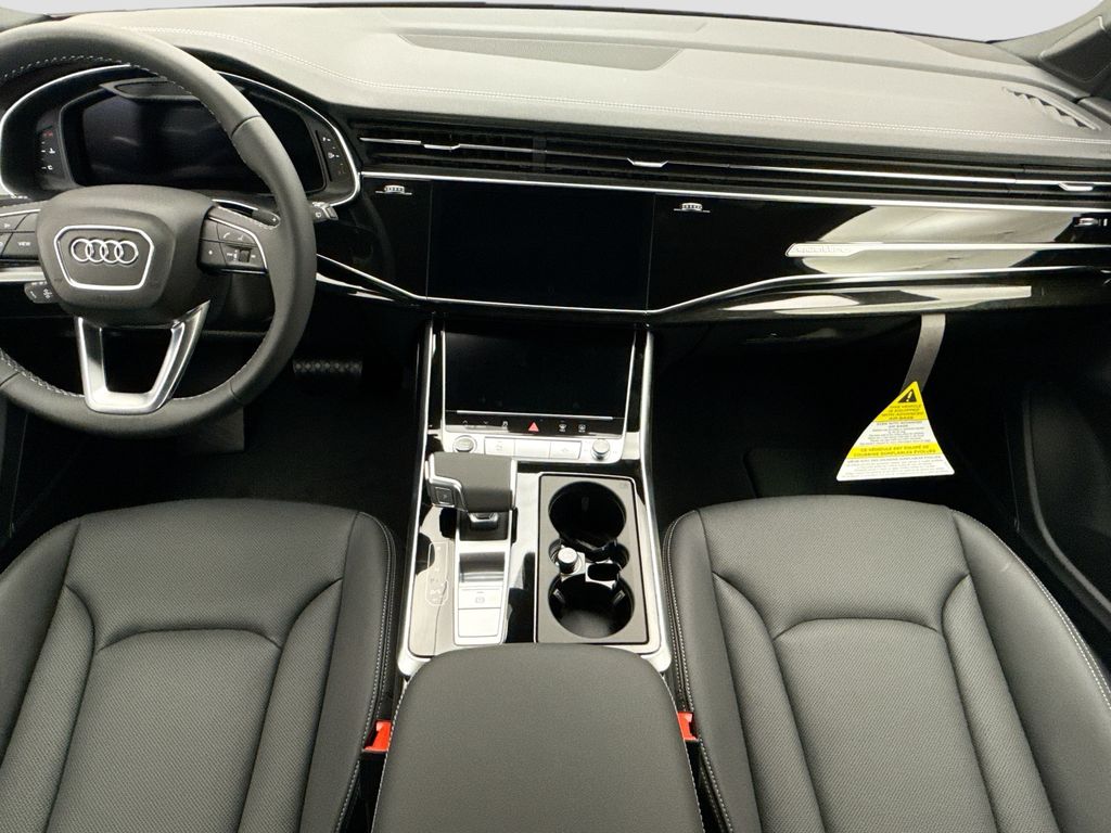 Thumbnail: 2026 Audi Q7 - 13