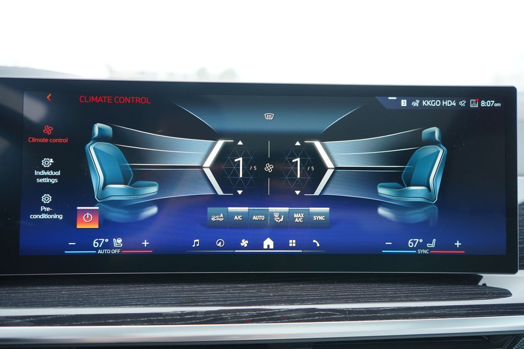 Thumbnail: 2026 BMW X5 - 17