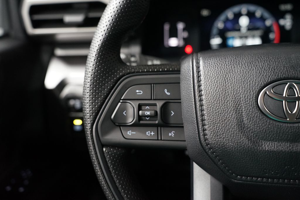 Thumbnail: 2025 Toyota Tacoma - 15