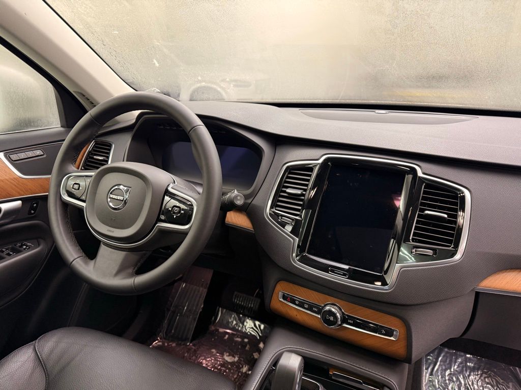 Thumbnail: 2024 Volvo XC90 - 30