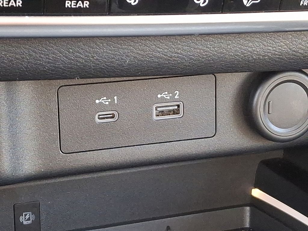 Thumbnail: 2022 Nissan Rogue - 26