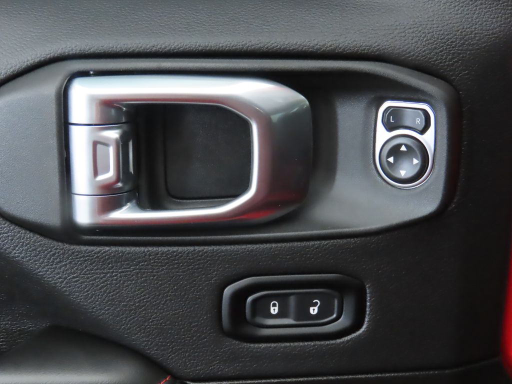 2024 Jeep Wrangler Rubicon 24