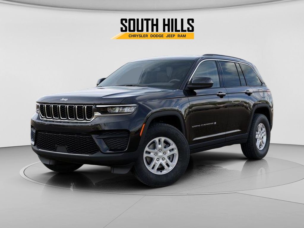 2025 Jeep Grand Cherokee Laredo Black at South Hills CDJR