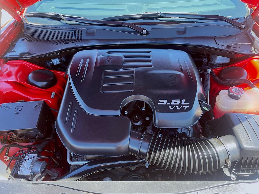 Used 2021 Red Dodge SXT image 29
