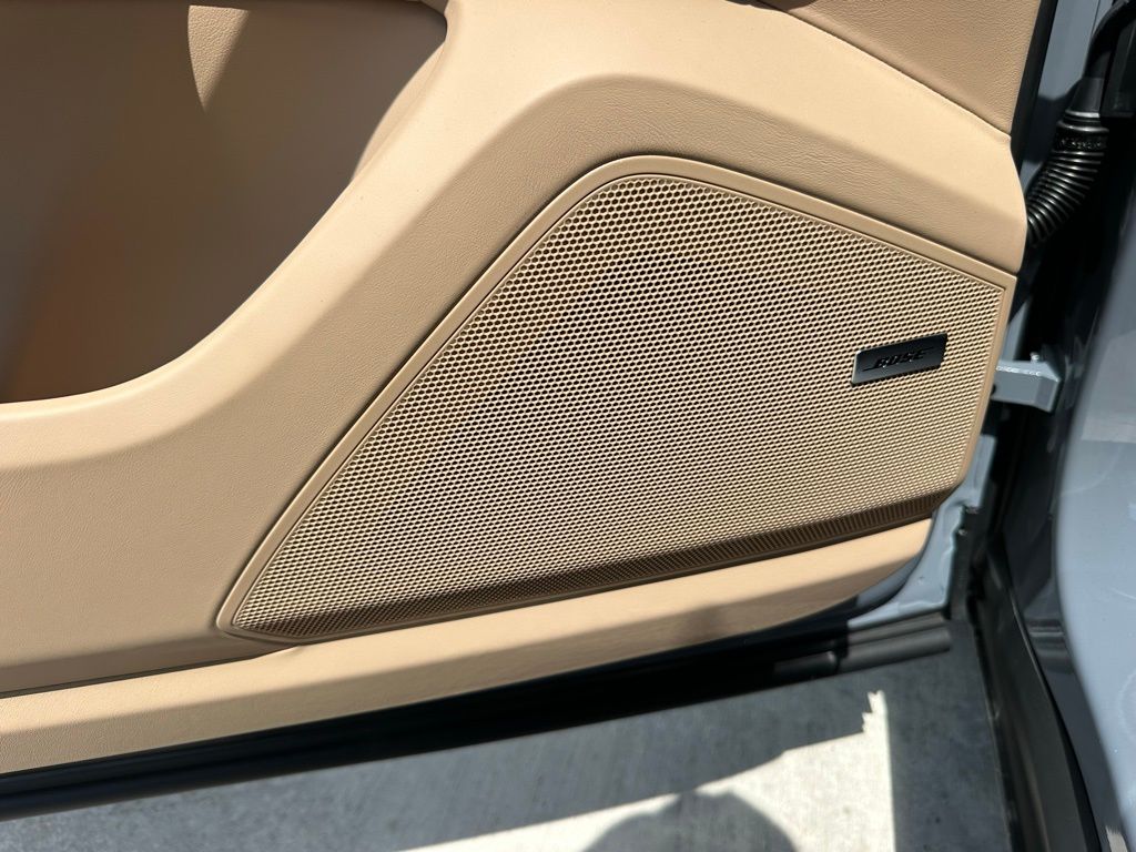 Thumbnail: 2026 Porsche Cayenne - 22