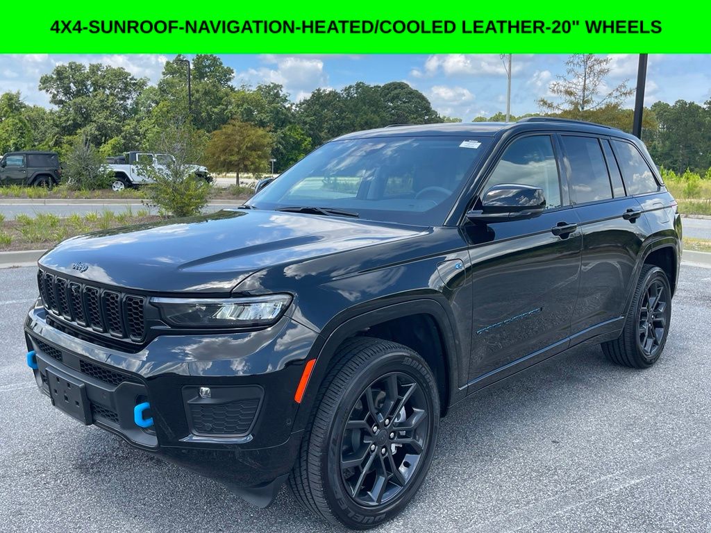 Diamond Black Crystal Pearlcoat 2024 Jeep Grand Cherokee 4xe SUV / Crossover Four-Wheel Drive 8-Speed Automatic