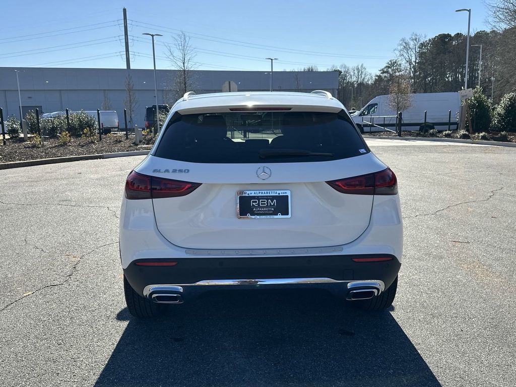 2022 Mercedes-Benz GLA GLA 250 7