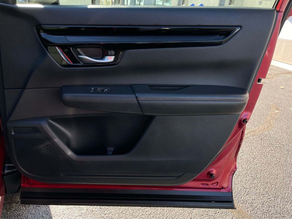 Thumbnail: 2023 Honda CR-V - 30