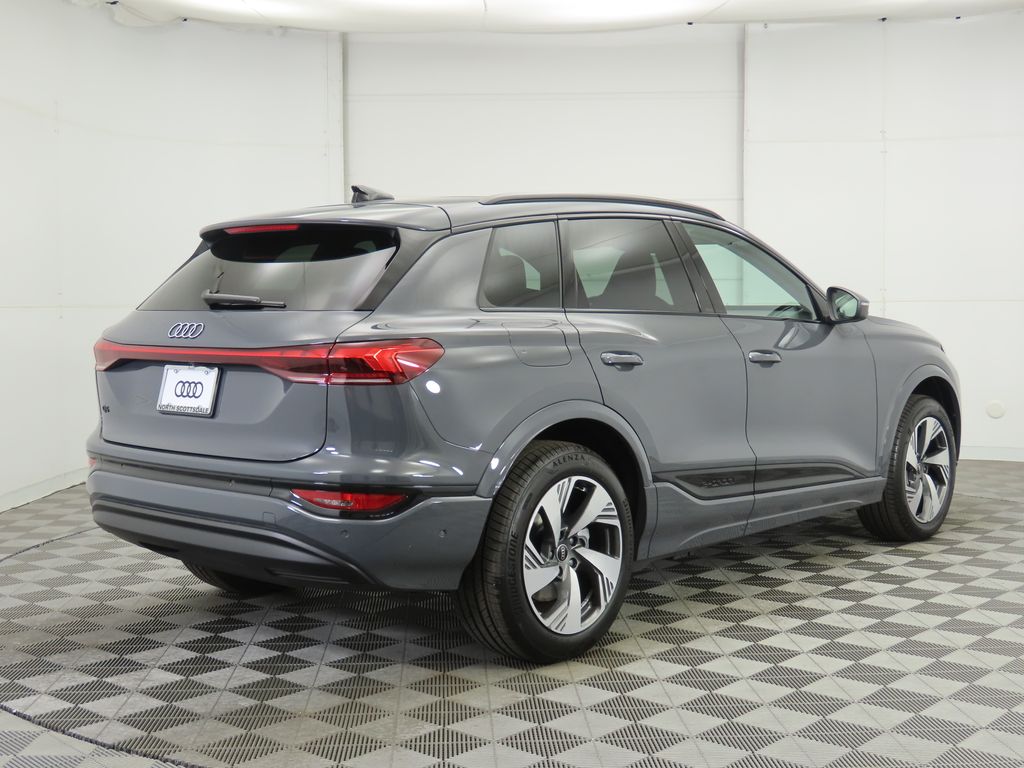 2025 Audi Q6 e-tron Premium 5
