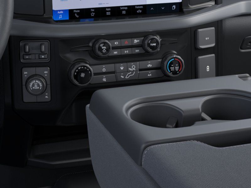New 2026 Oxford White Ford XL image 15