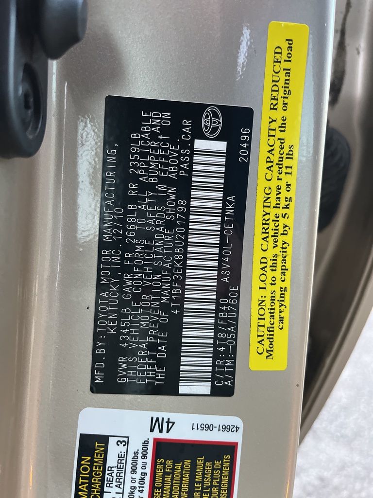 2011 Toyota Camry LE 10