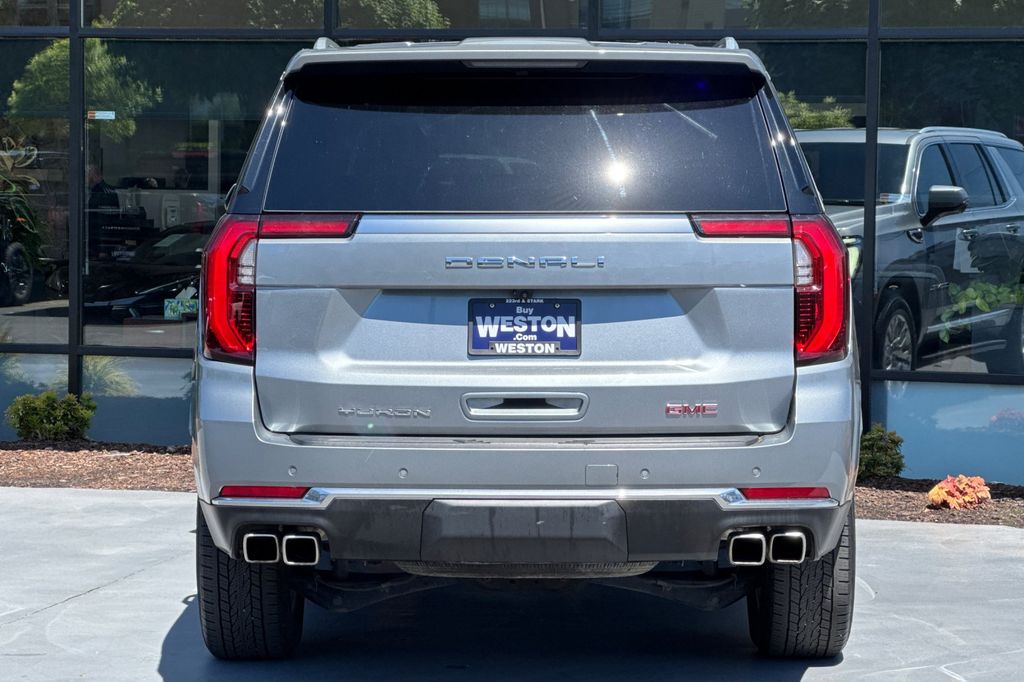 used 2025 GMC Yukon car, priced at $71,984