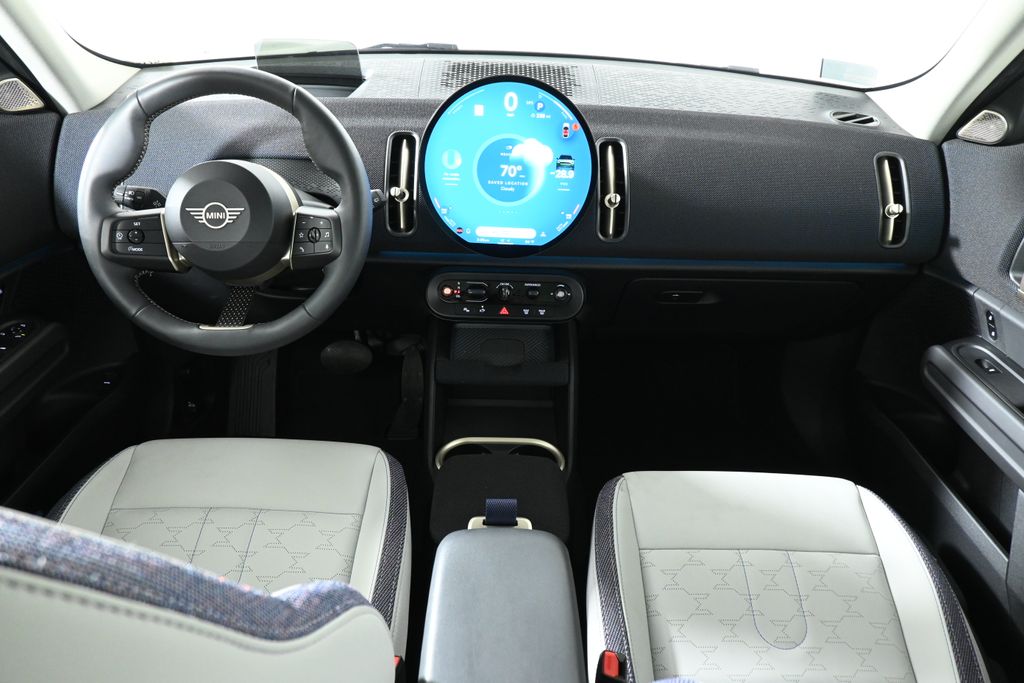 Thumbnail: 2025 MINI Cooper Countryman - 4