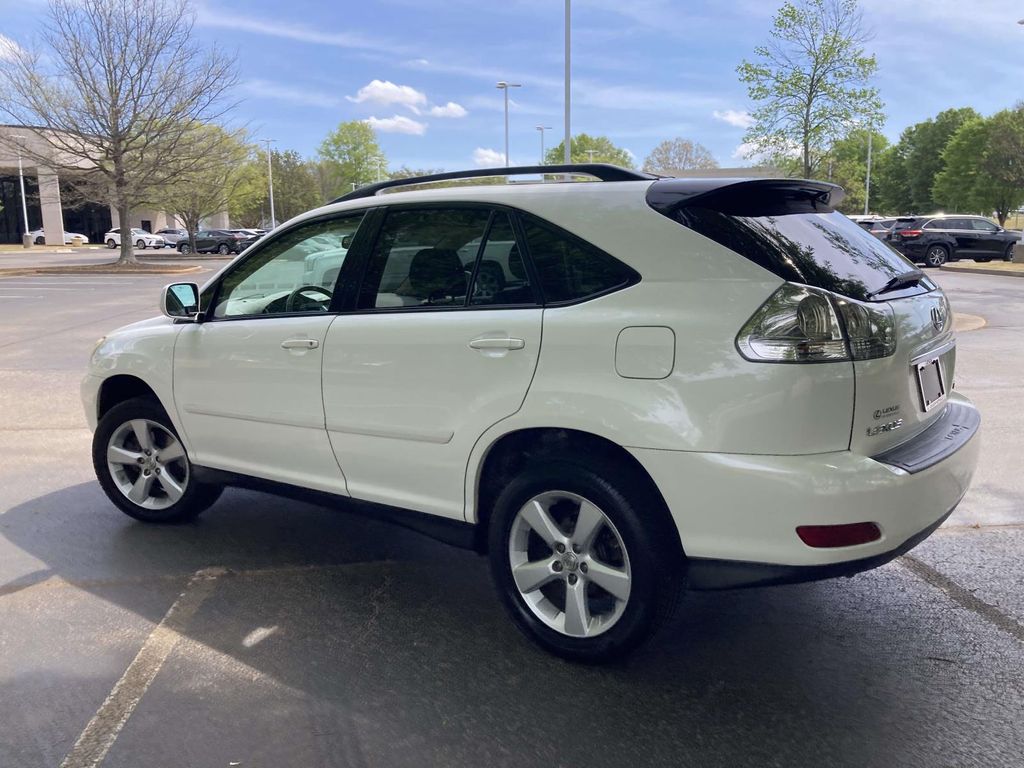 Used 2007  Lexus 350 image 4