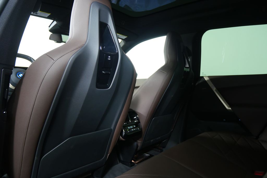 Thumbnail: 2025 BMW iX - 20