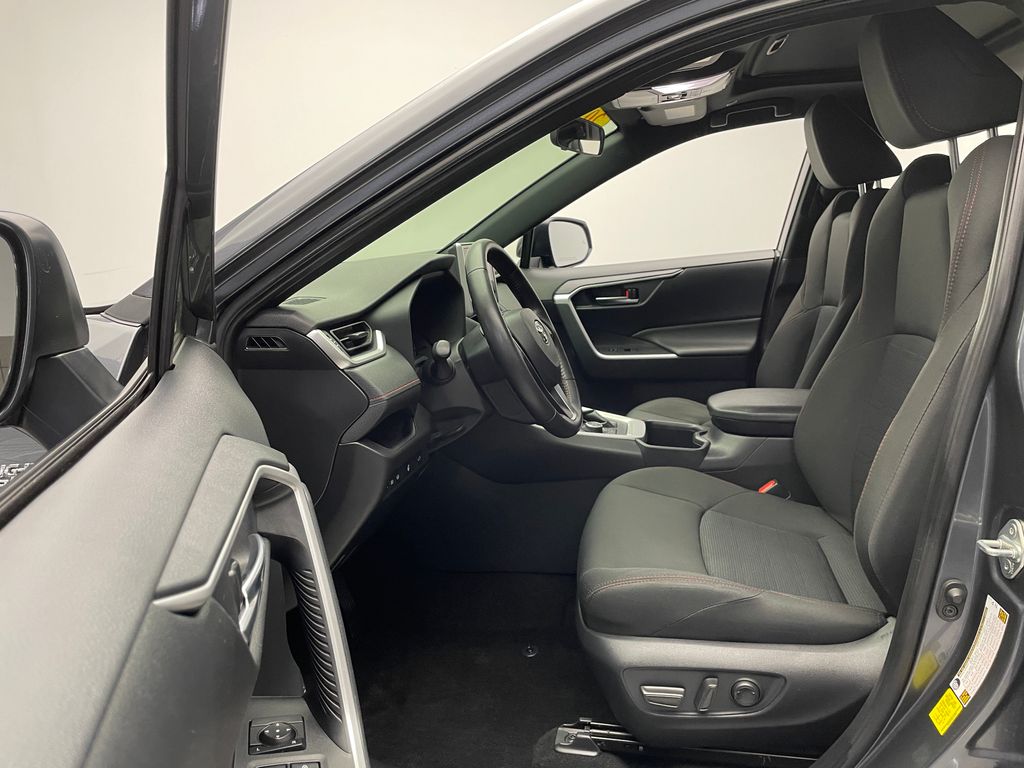 Thumbnail: 2024 Toyota RAV4 - 12