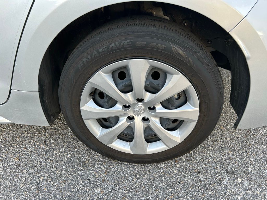 Thumbnail: 2025 Toyota Corolla - 9