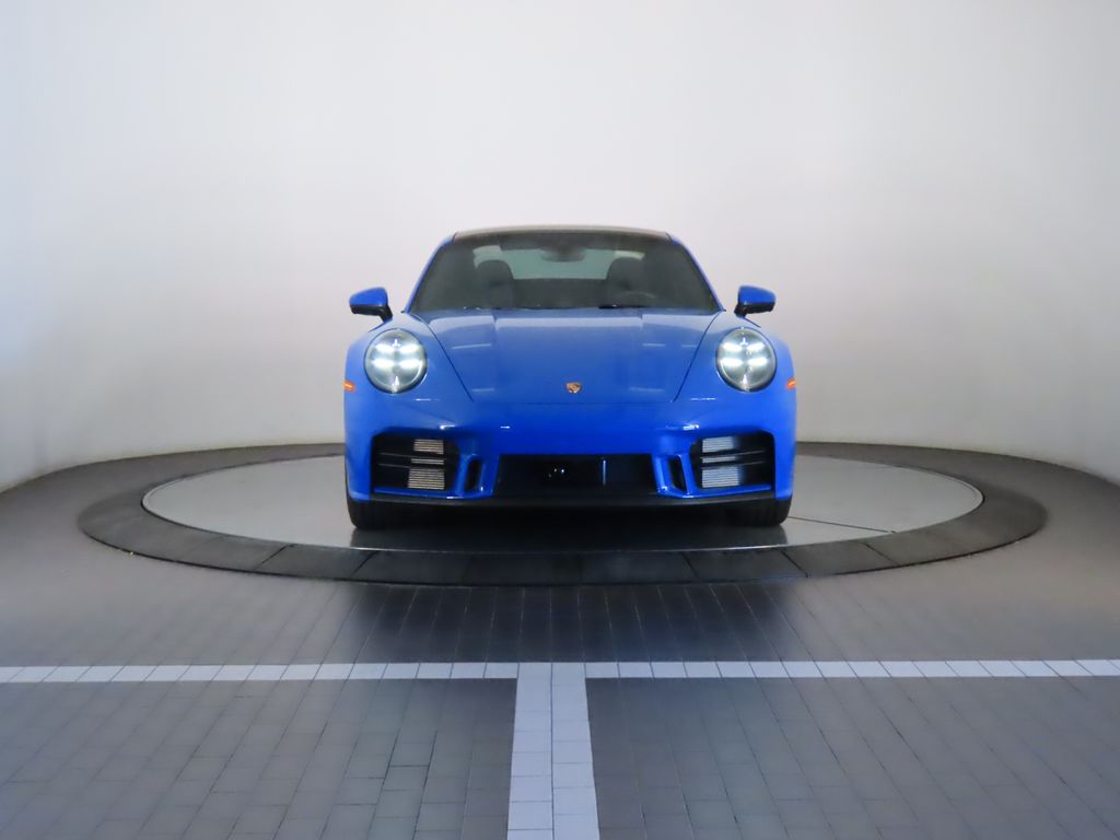 Thumbnail: 2025 Porsche 911 - 10
