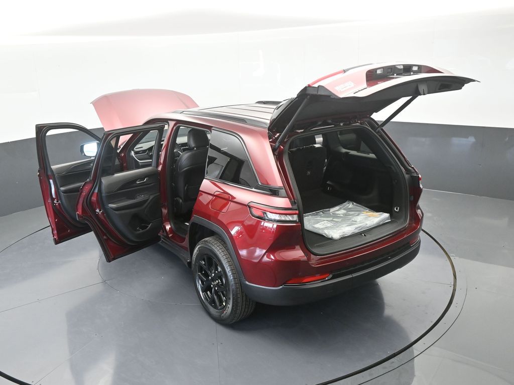 New 2025 Velvet Red Pearlcoat Jeep Laredo image 61