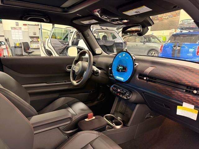 Thumbnail: 2026 MINI Cooper - 22