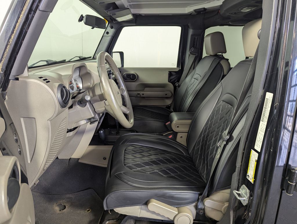 2007 Black Jeep Wrangler Unlimited Sahara 4X4 SUV