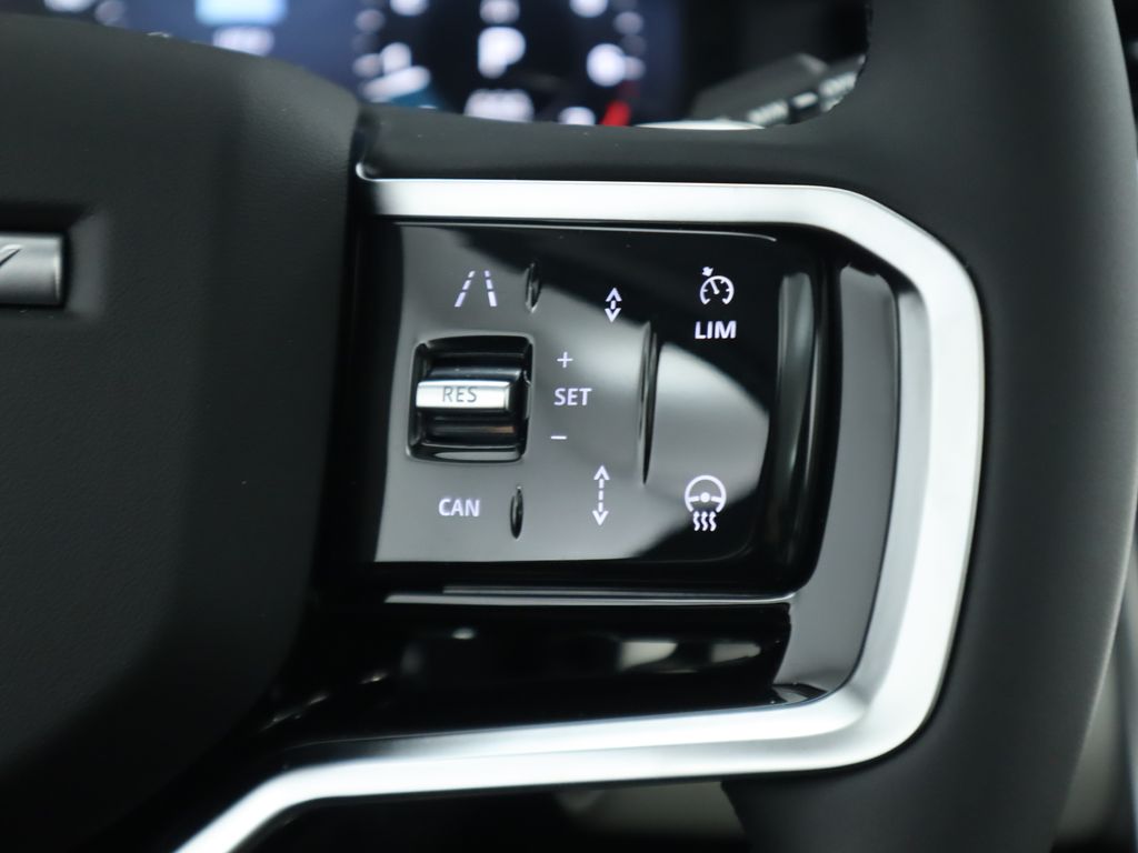 2024 Land Rover Discovery Sport S 12