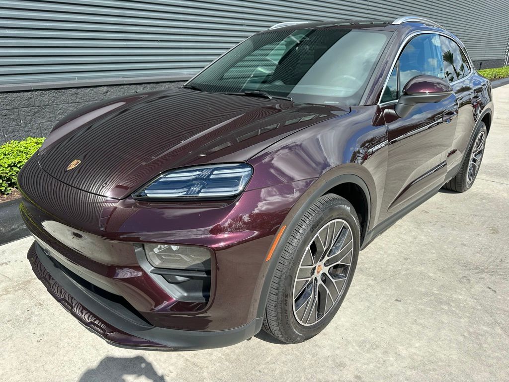 Thumbnail: 2025 Porsche Macan - 7