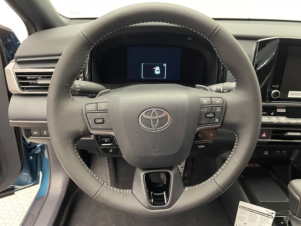 Thumbnail: 2025 Toyota Camry - 21