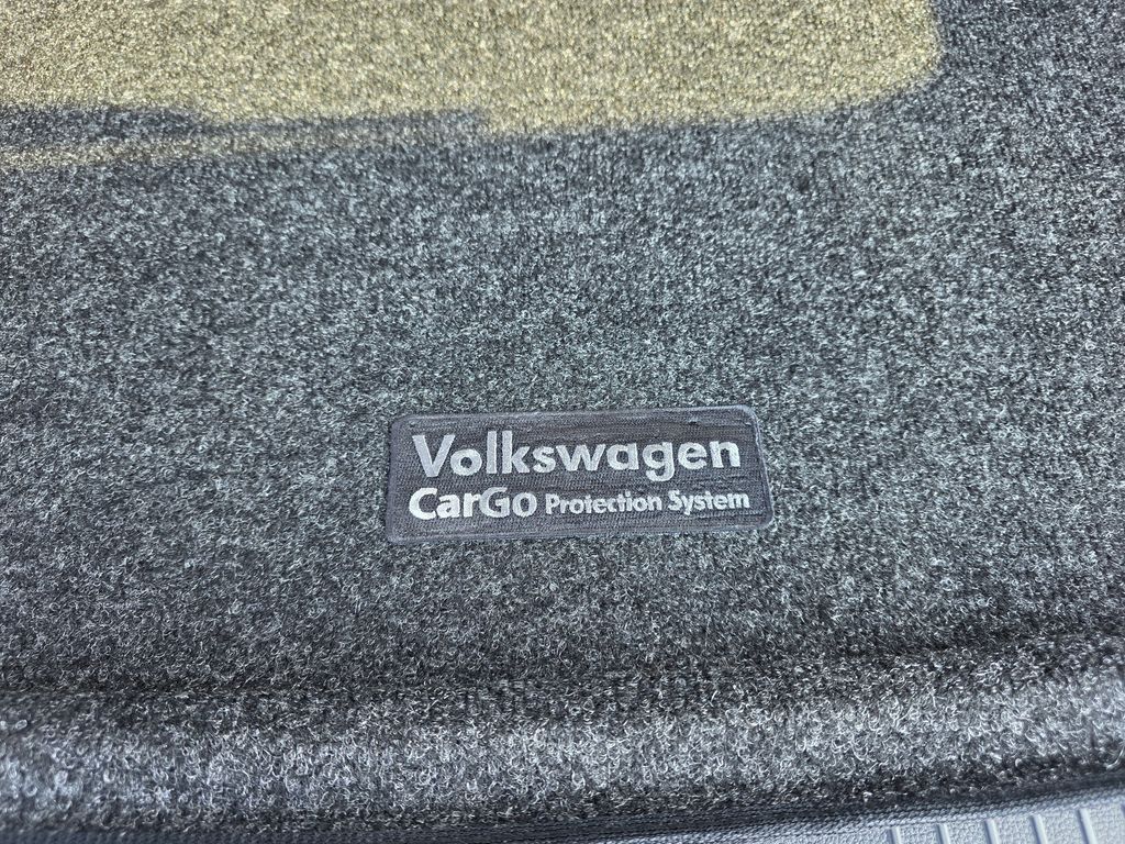 2026 Volkswagen Atlas 2.0T SE Silver at Sutliff Volkswagen