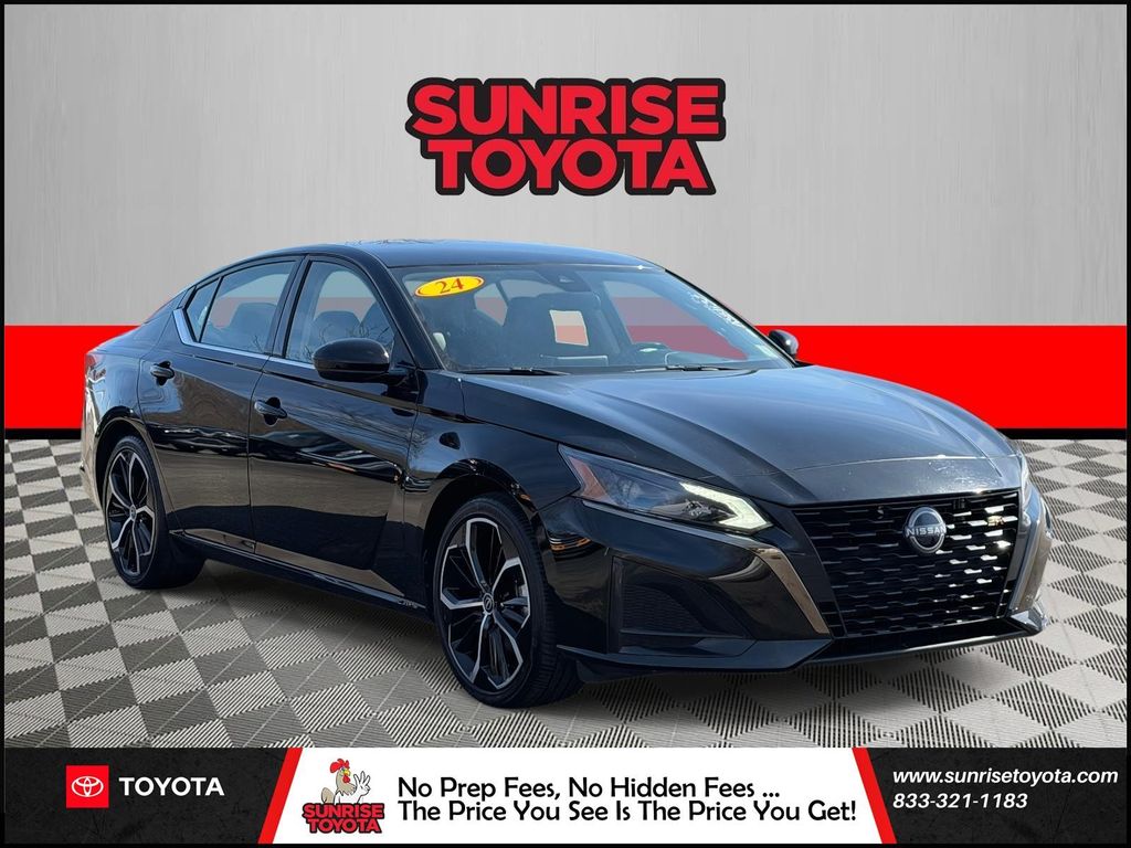 2024 Nissan Altima SR