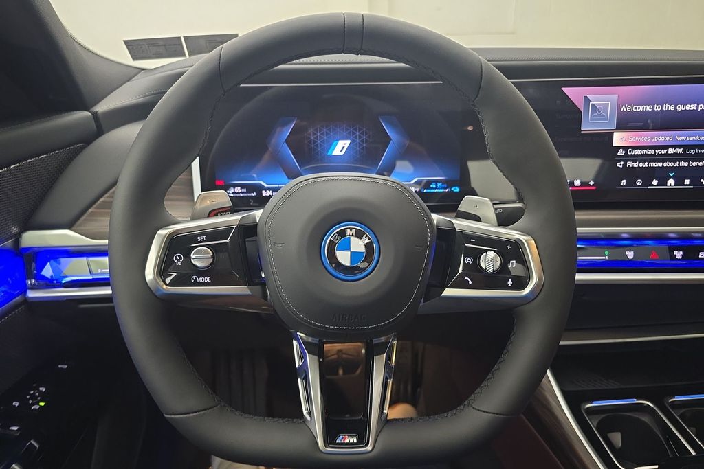 2026 Bmw 750e 750e xDrive photo 13